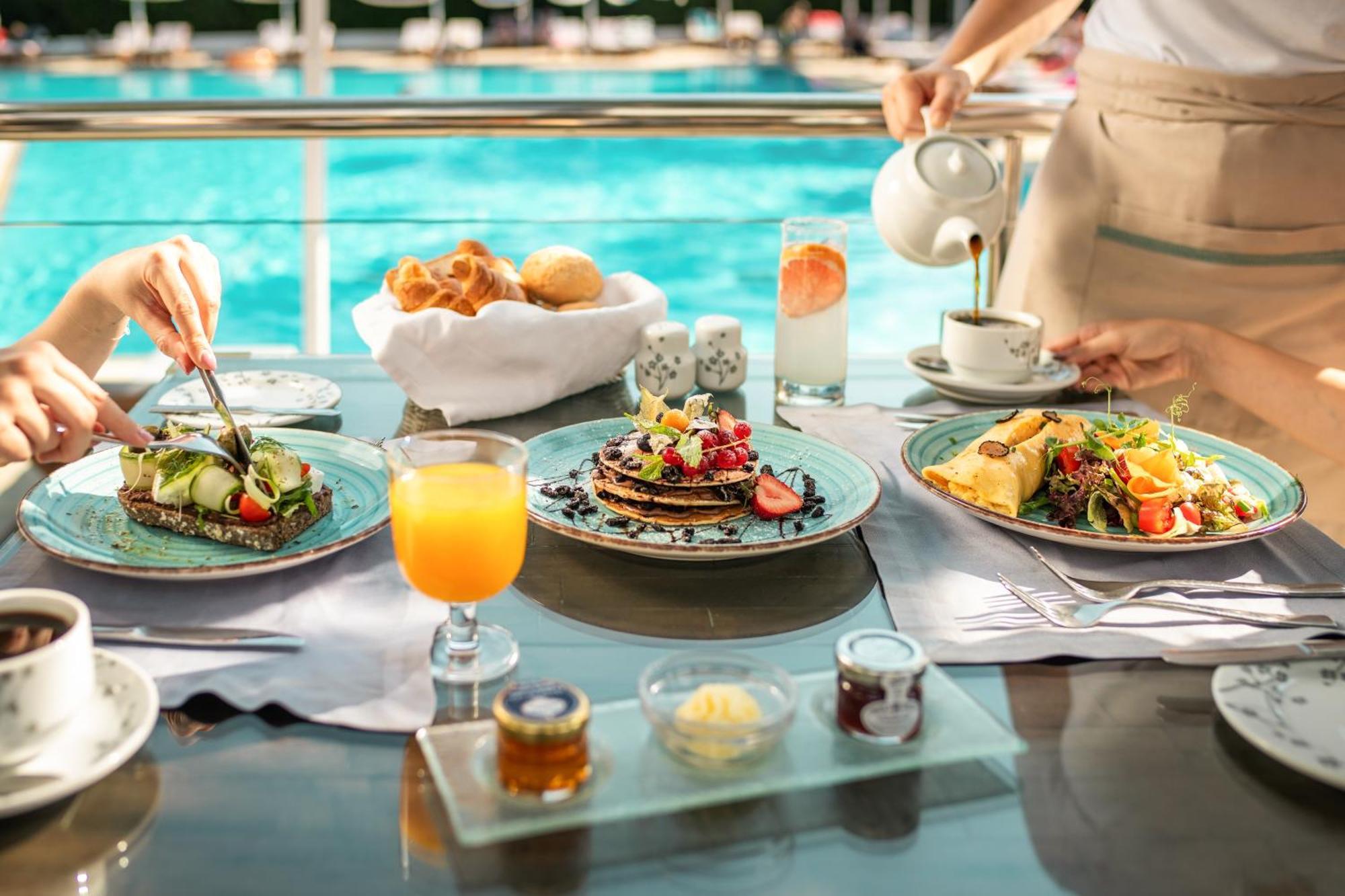 Mitsis Faliraki Beach Hotel & Spa Bagian luar foto
