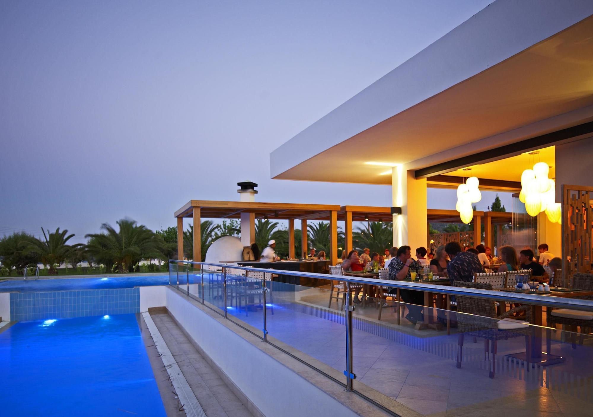 Mitsis Faliraki Beach Hotel & Spa Bagian luar foto