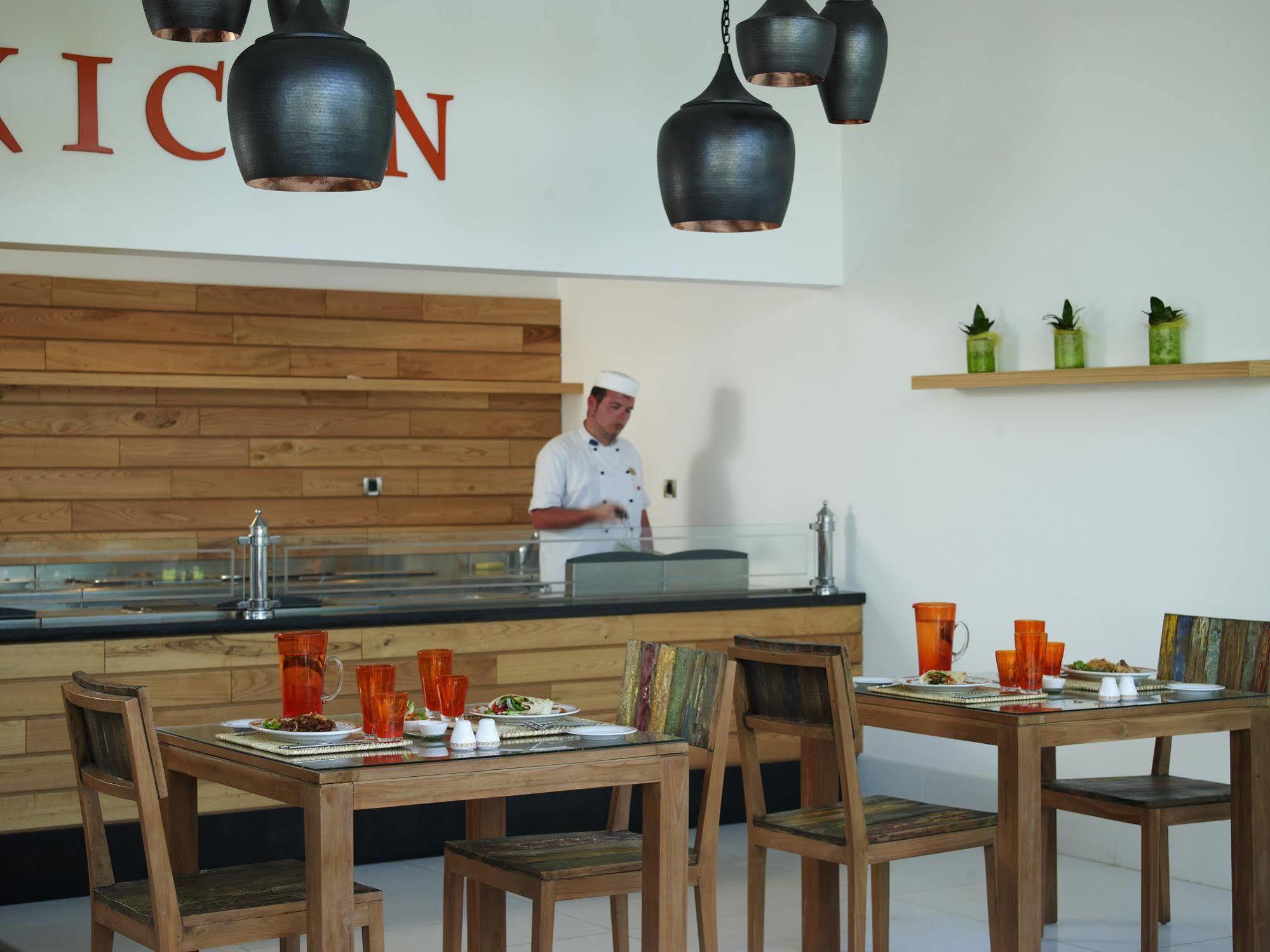 Mitsis Faliraki Beach Hotel & Spa Bagian luar foto